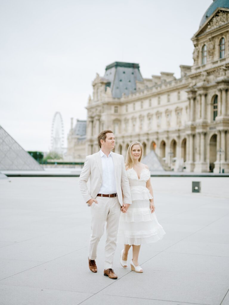 Louvre anniversary photos in Paris best Paris wedding photographer