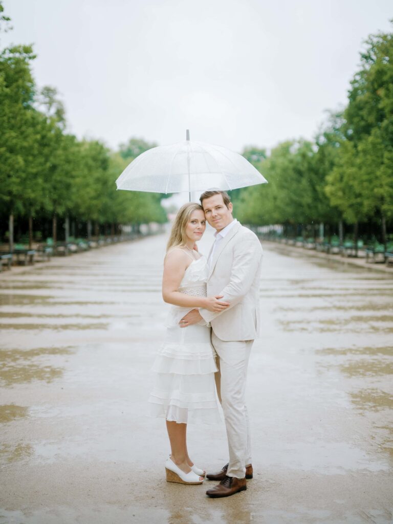 Romantic portraits in Tuileries Garden Paris best Paris wedding photographer