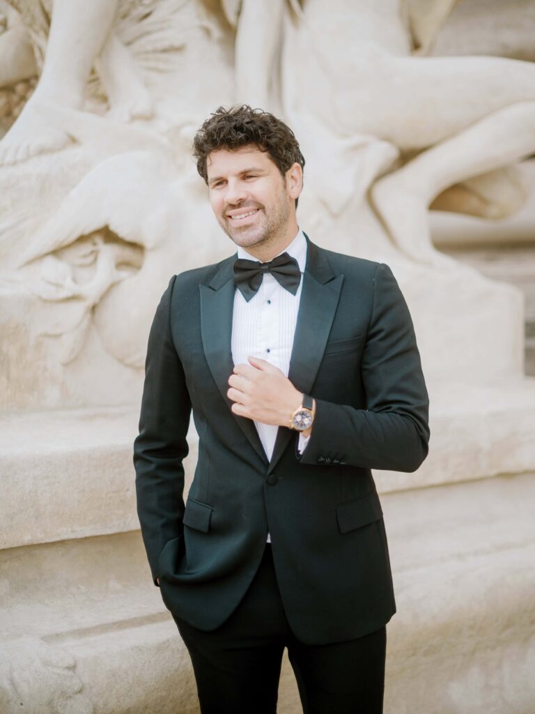 paris wedding photographer editorial groom portrait paris